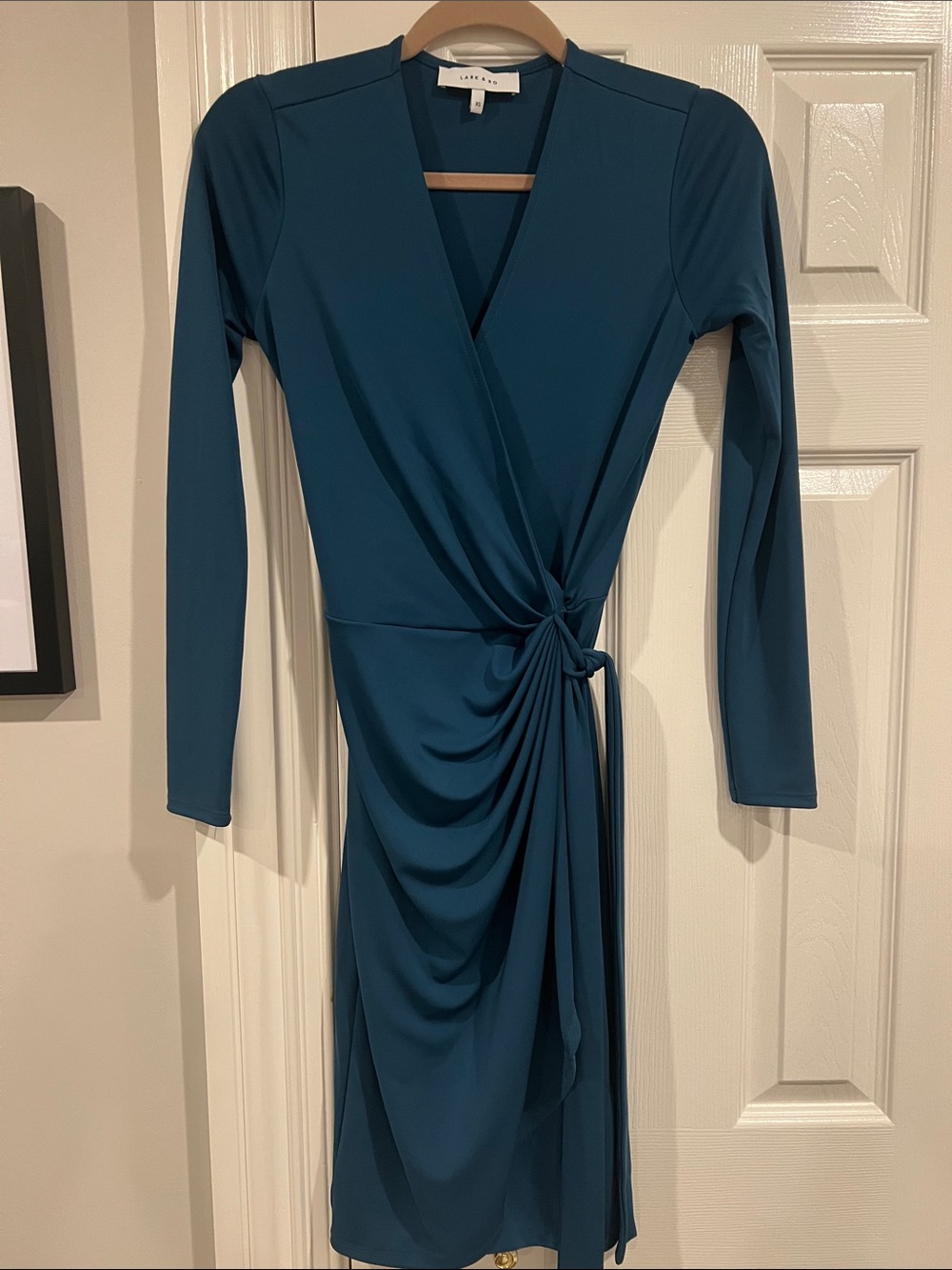 Lark and Ro Teal Long-Sleeve Wrap Dress with Side tie Detail XS